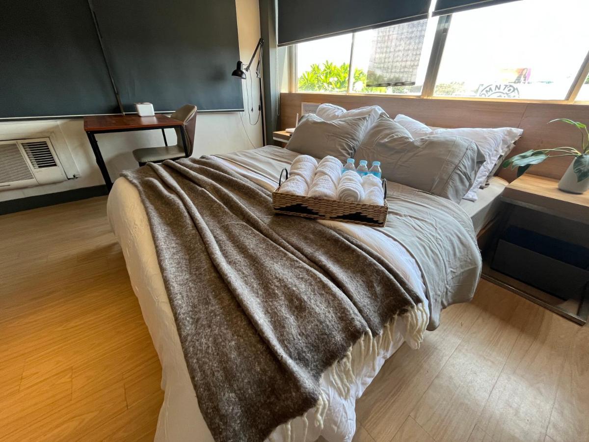 באקולוד The Upperroom @ Real Suites מראה חיצוני תמונה