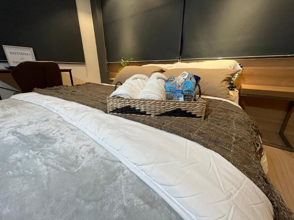 באקולוד The Upperroom @ Real Suites מראה חיצוני תמונה