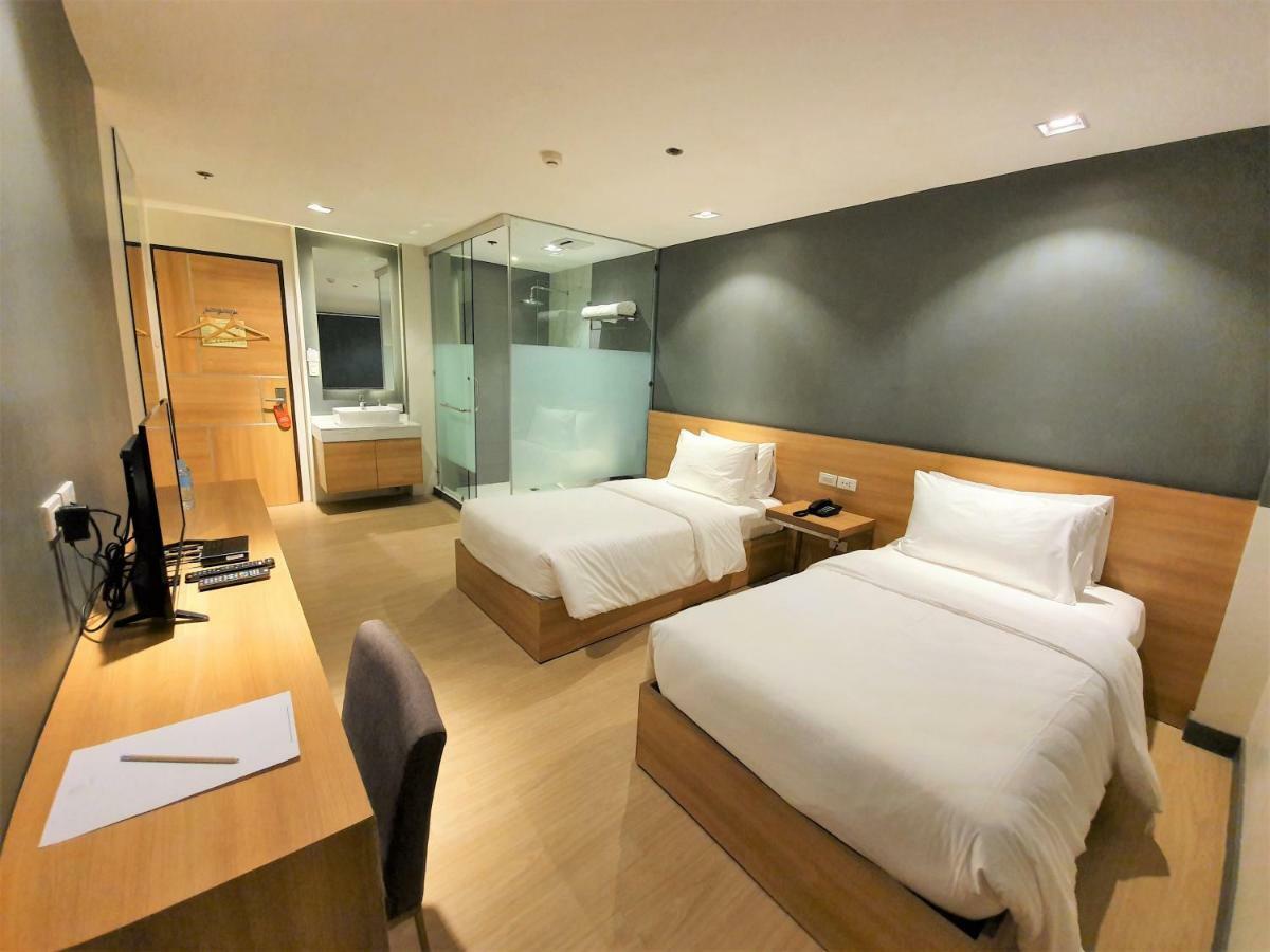 באקולוד The Upperroom @ Real Suites מראה חיצוני תמונה
