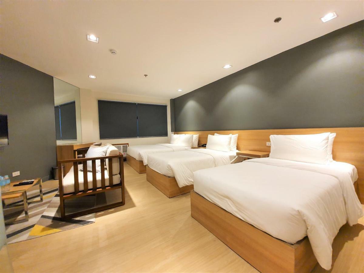 באקולוד The Upperroom @ Real Suites מראה חיצוני תמונה