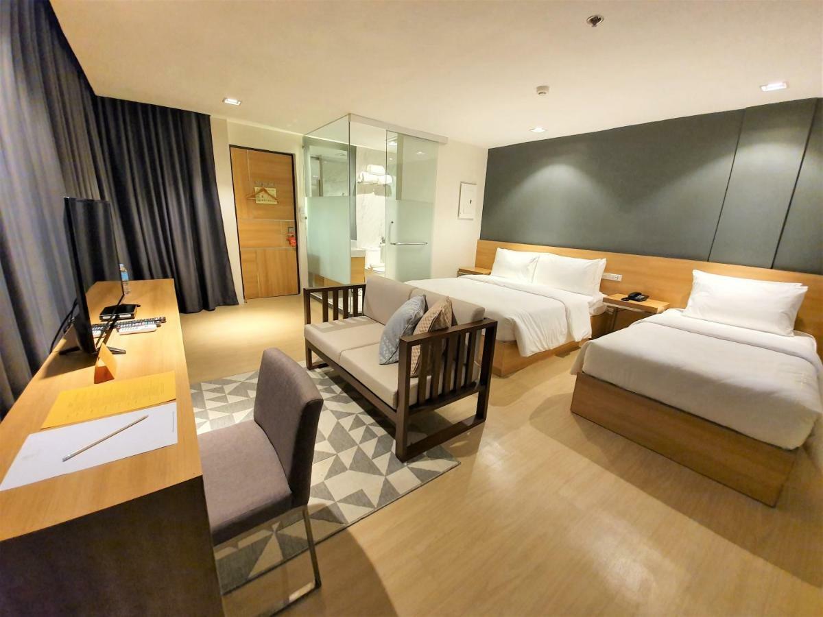 באקולוד The Upperroom @ Real Suites מראה חיצוני תמונה