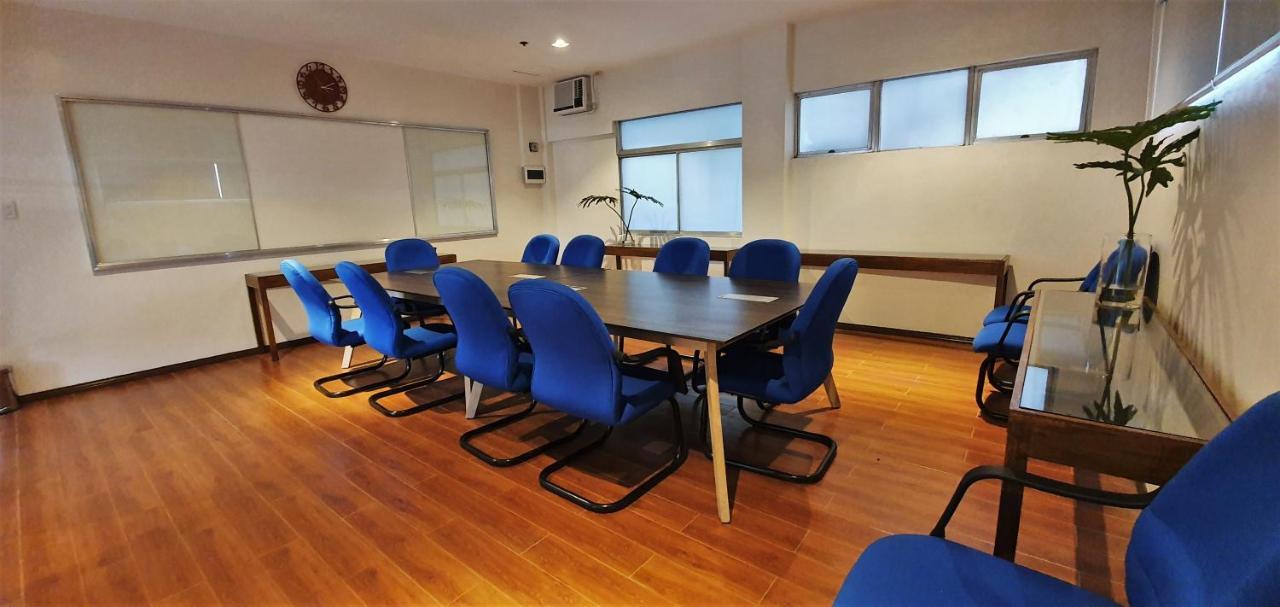 באקולוד The Upperroom @ Real Suites מראה חיצוני תמונה